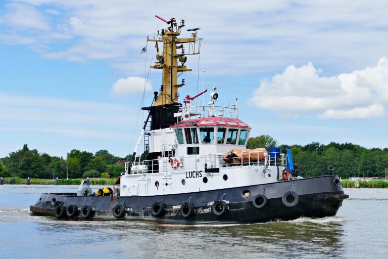 luchs (Tug) - IMO 8912211, MMSI 211290720, Call Sign DEJG under the flag of Germany