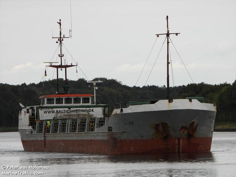 vines (General Cargo Ship) - IMO 8416798, MMSI 214182780, Call Sign ER2780 under the flag of Moldova
