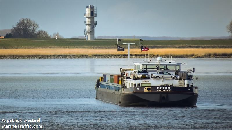 ophir (Cargo ship) - IMO , MMSI 244070386, Call Sign PE9487 under the flag of Netherlands