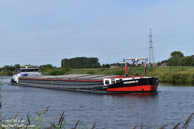 hendrik-d (Cargo ship) - IMO , MMSI 244630882, Call Sign PB8270 under the flag of Netherlands