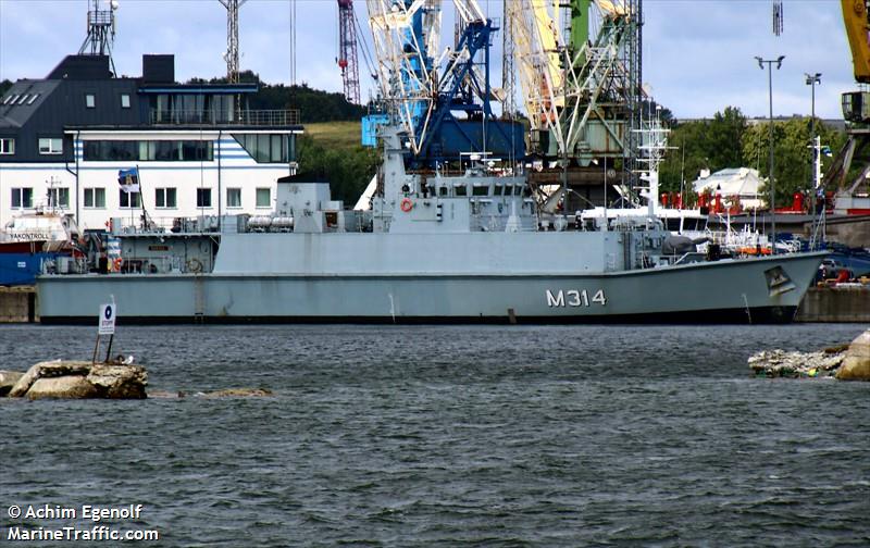 est warship m314 (Military ops) - IMO , MMSI 276742000, Call Sign ESQJ under the flag of Estonia