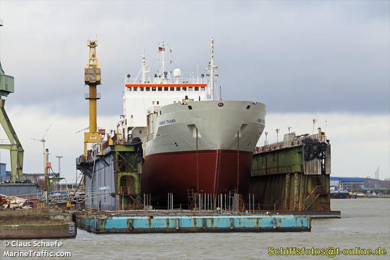 cement trader (Cement Carrier) - IMO 7716763, MMSI 304048000, Call Sign V2GQ4 under the flag of Antigua & Barbuda