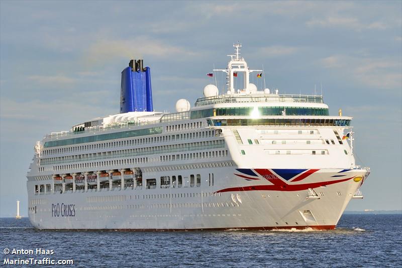 aurora (Passenger (Cruise) Ship) - IMO 9169524, MMSI 310556000, Call Sign ZCDW9 under the flag of Bermuda