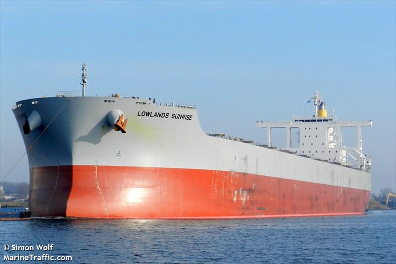 lowlands sunrise (Bulk Carrier) - IMO 9590826, MMSI 355281000, Call Sign 3FTM7 under the flag of Panama