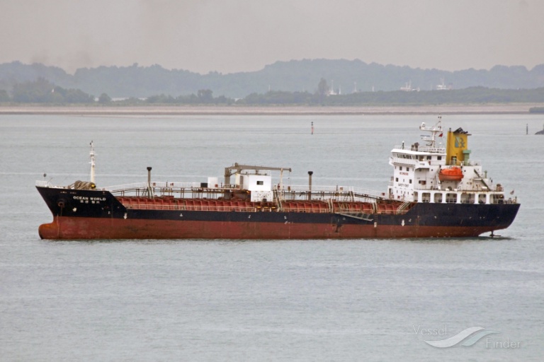ocean world (Bitumen Tanker) - IMO 9528718, MMSI 355616000, Call Sign 3FAE6 under the flag of Panama