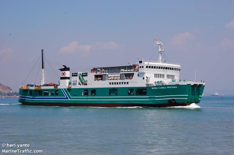 windu karsa pratama (Passenger/Ro-Ro Cargo Ship) - IMO 8510350, MMSI 525015491, Call Sign YGIO under the flag of Indonesia