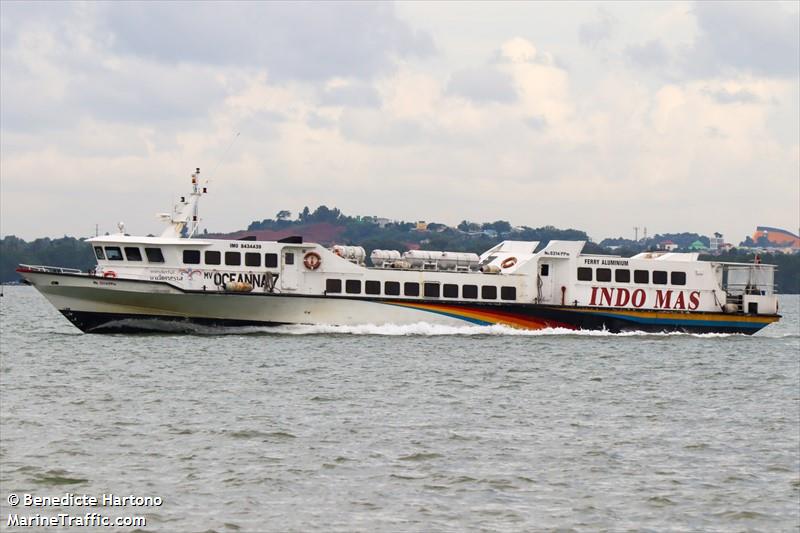 oceanna 7 (Passenger Ship) - IMO 8434439, MMSI 525100100, Call Sign YB 3642 under the flag of Indonesia