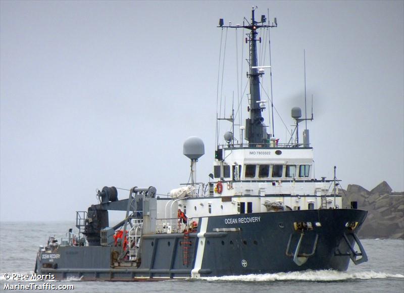 ocean recovery (Offshore Support Vessel) - IMO 7803322, MMSI 518100621, Call Sign E5U3535 under the flag of Cook Islands