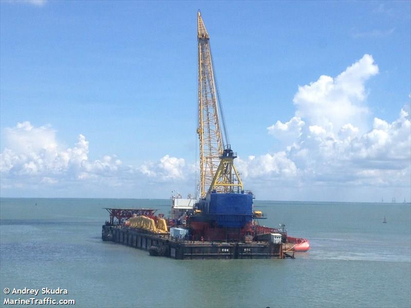 con son (Pipe Layer) - IMO 8756813, MMSI 574085075, Call Sign XVSC under the flag of Vietnam