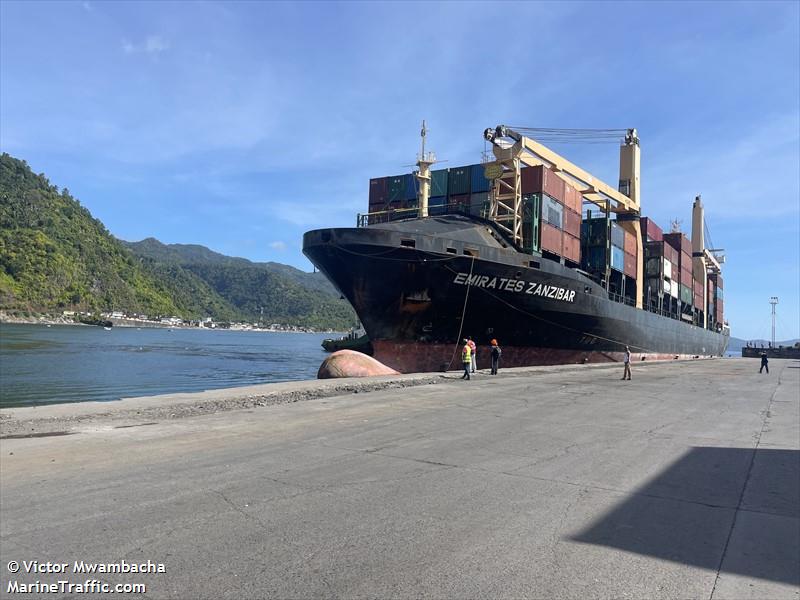 emirates zanzibar (Container Ship) - IMO 9470894, MMSI 255715000, Call Sign CQHH under the flag of Madeira