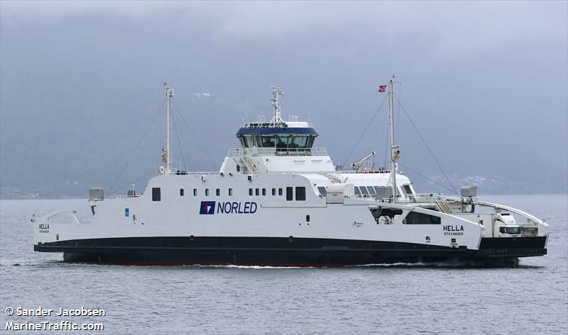 hella (Passenger/Ro-Ro Cargo Ship) - IMO 9871268, MMSI 258021830, Call Sign LFTX under the flag of Norway