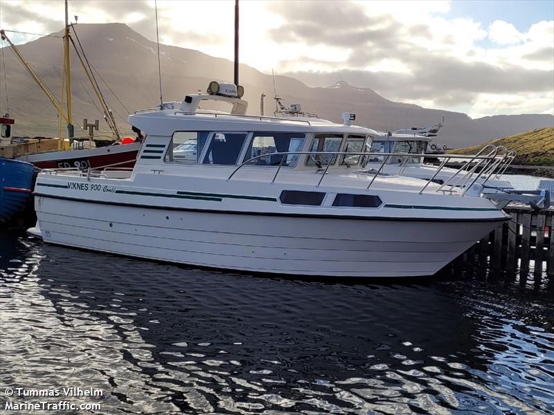 a mann (Pleasure craft) - IMO , MMSI 231108751, Call Sign XPF4282 under the flag of Faeroe Islands
