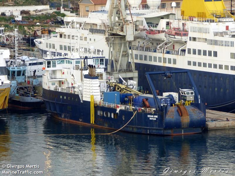 ocean link (Cable Layer) - IMO 7715434, MMSI 352001144, Call Sign 3E3419 under the flag of Panama