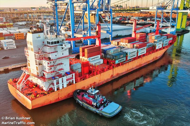 san alvaro (Container Ship) - IMO 9344681, MMSI 477754600, Call Sign VRUL2 under the flag of Hong Kong