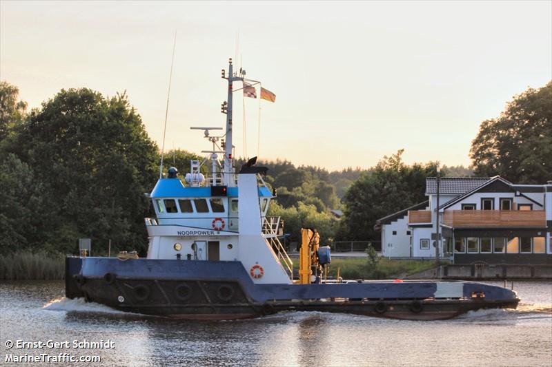 noorpower (Tug) - IMO 9229544, MMSI 211836130, Call Sign DKSL2 under the flag of Germany