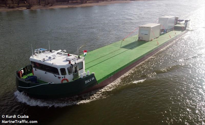 zulu 06 (Cargo ship) - IMO , MMSI 226016710, Call Sign FM8032 under the flag of France