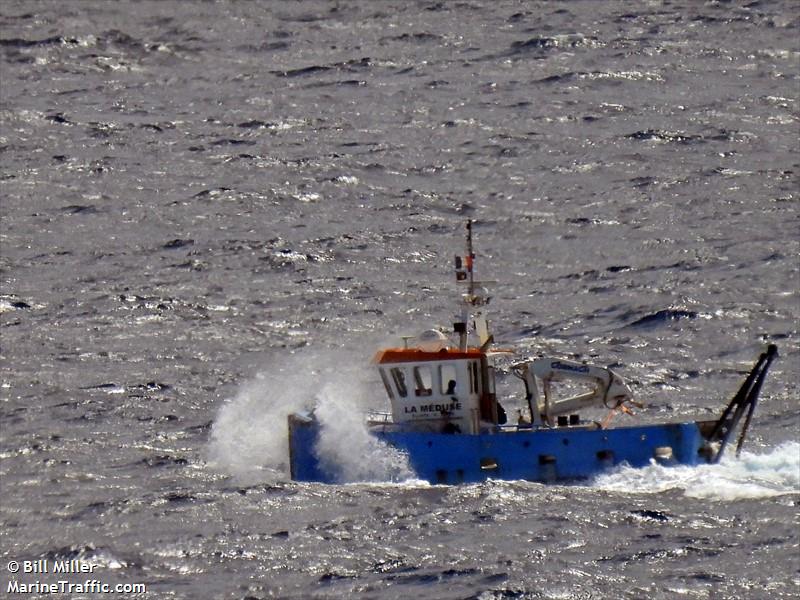 la meduse (Tug) - IMO , MMSI 329023140, Call Sign 2DNH9 under the flag of Guadeloupe