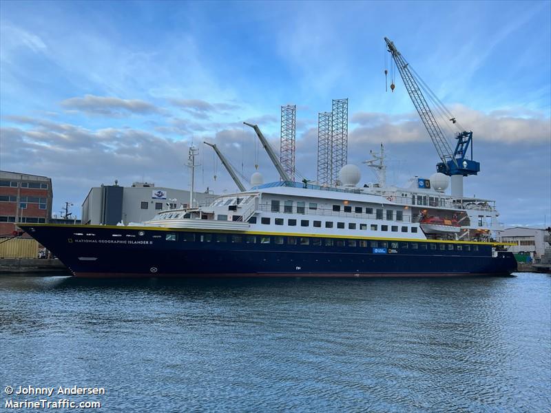 nat geo islander 2 (Passenger (Cruise) Ship) - IMO 8705266, MMSI 352001060, Call Sign 3E2101 under the flag of Panama