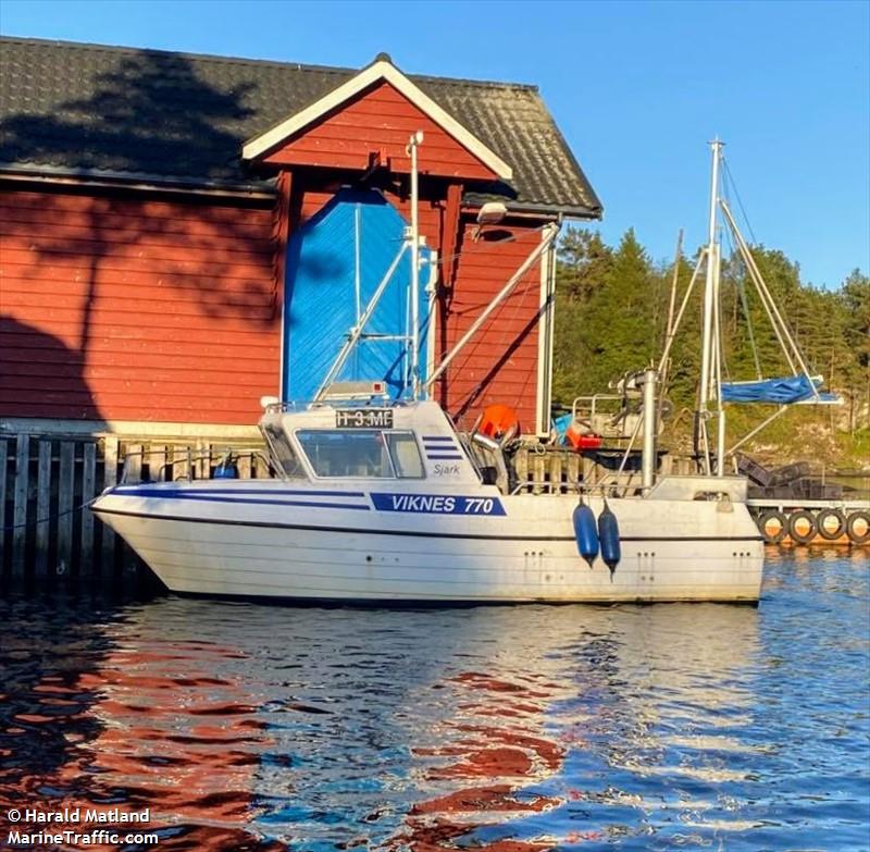 may (Fishing vessel) - IMO , MMSI 257715900, Call Sign LF3712 under the flag of Norway