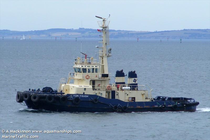 tom tough (Tug) - IMO 8112419, MMSI 503033000, Call Sign VJTF under the flag of Australia