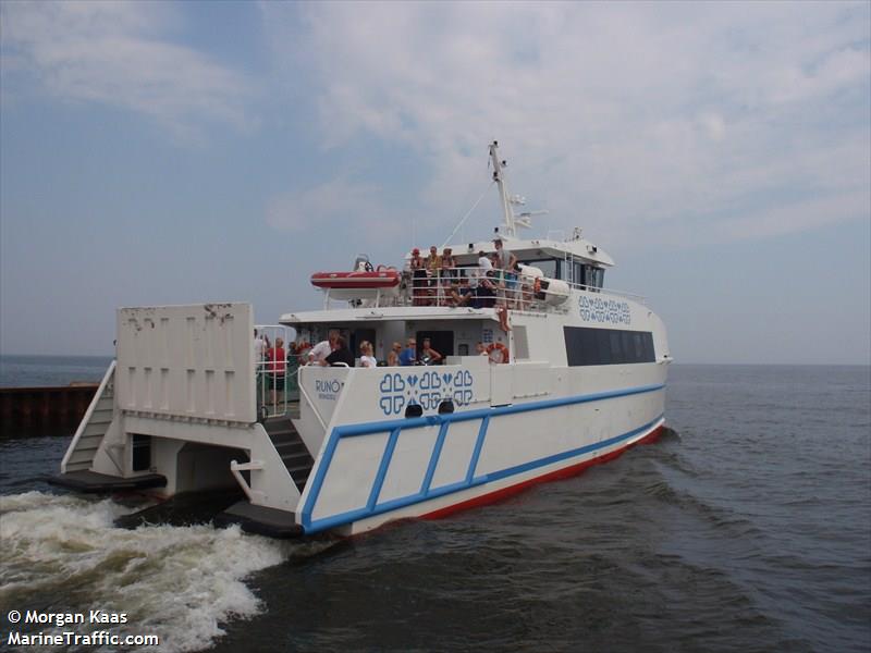 runo (Passenger Ship) - IMO 9643336, MMSI 276803000, Call Sign ESJT under the flag of Estonia