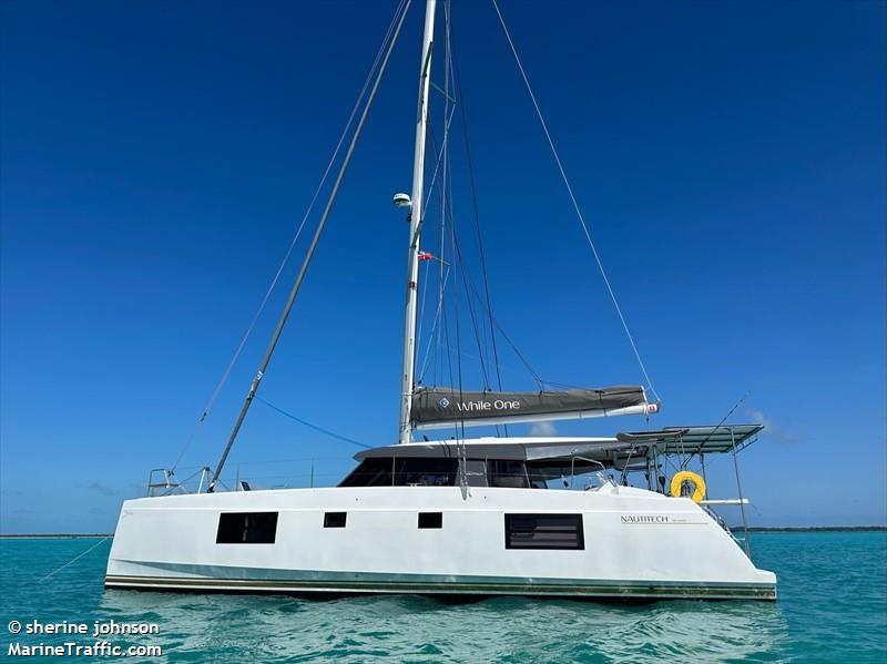 while one (Sailing vessel) - IMO , MMSI 368233070, Call Sign WDM7336 under the flag of United States (USA)