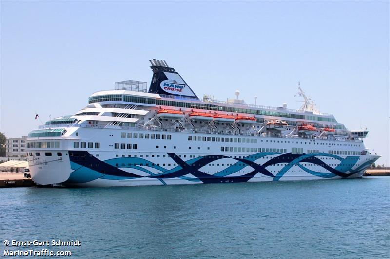 crown iris (Passenger (Cruise) Ship) - IMO 8814744, MMSI 370610000, Call Sign 3EGC6 under the flag of Panama