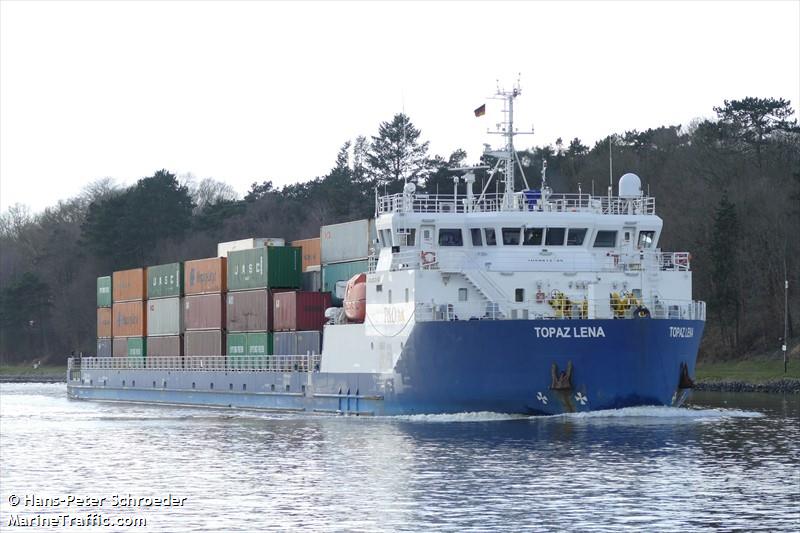 topaz lena (Heavy Load Carrier) - IMO 9812195, MMSI 538007320, Call Sign V7IW9 under the flag of Marshall Islands