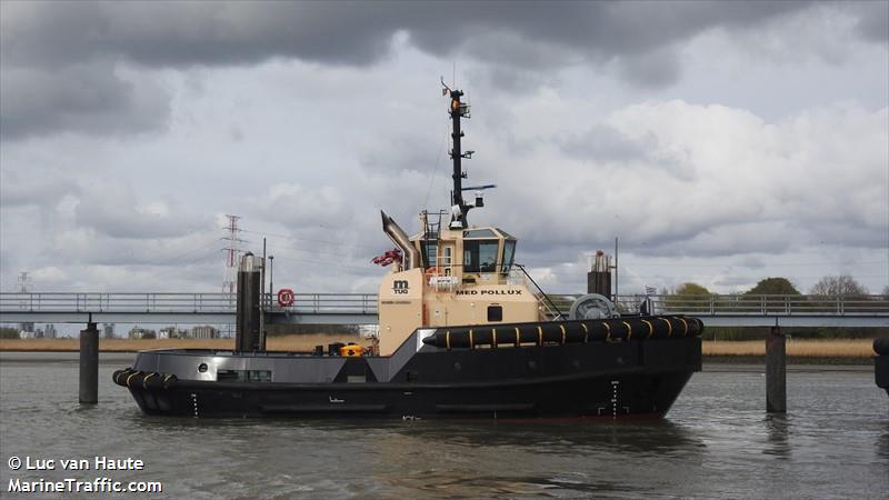 med pollux (Tug) - IMO 9896488, MMSI 255801690, Call Sign CQNV under the flag of Madeira