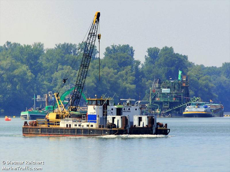 stier (Cargo ship) - IMO , MMSI 211557590, Call Sign DC 9779 under the flag of Germany