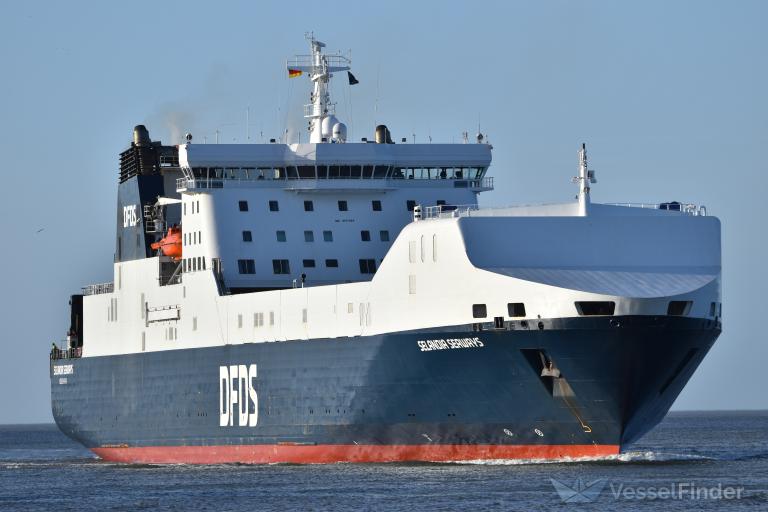 selandia seaways (Ro-Ro Cargo Ship) - IMO 9157284, MMSI 219458000, Call Sign OWLH2 under the flag of Denmark