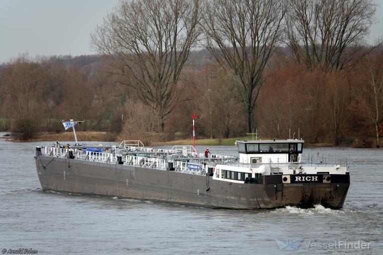 rich (Tanker) - IMO , MMSI 244009864, Call Sign PA6856 under the flag of Netherlands