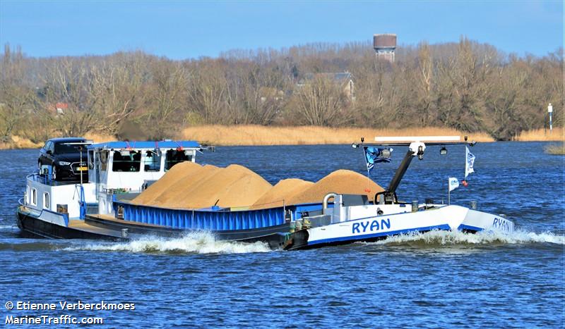 amber (Cargo ship) - IMO , MMSI 244131155, Call Sign PD5330 under the flag of Netherlands