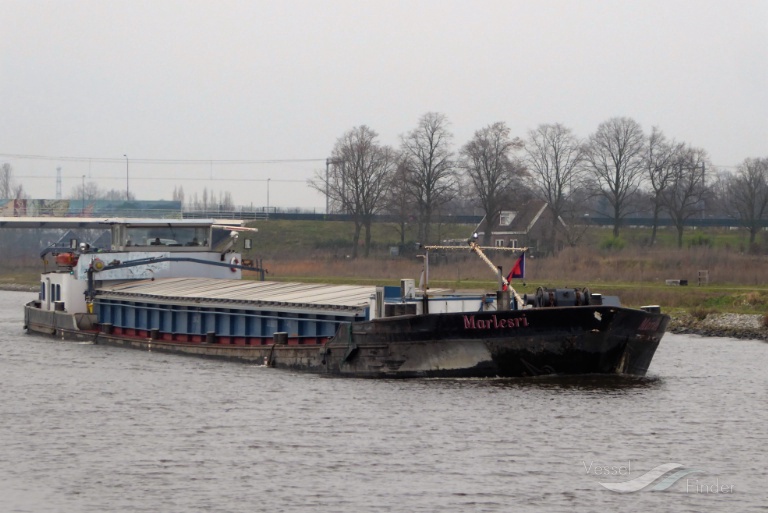 marlesri (Cargo ship) - IMO , MMSI 244710421, Call Sign PD2871 under the flag of Netherlands