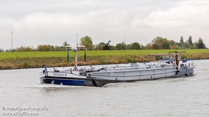 gehan b (Cargo ship) - IMO , MMSI 244780232, Call Sign PE9471 under the flag of Netherlands