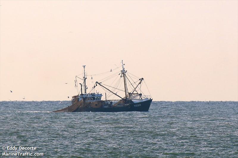 ye88 ida (Fishing Vessel) - IMO 8432235, MMSI 245706000, Call Sign PEXR under the flag of Netherlands