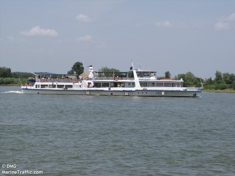 mircesti (Passenger ship) - IMO , MMSI 264162121, Call Sign YP2121 under the flag of Romania