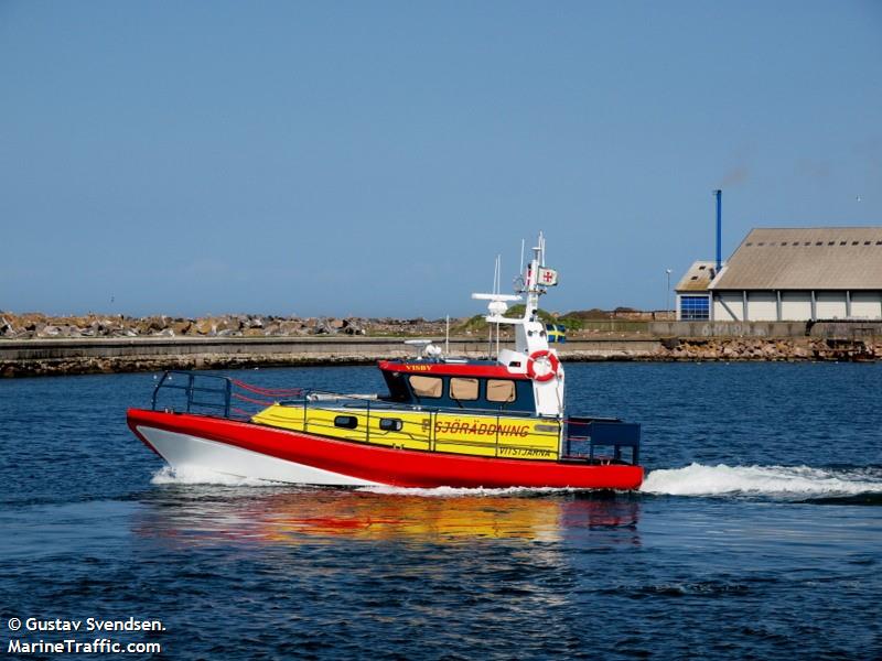 rescue vitstjarna (SAR) - IMO , MMSI 265628490, Call Sign 7SA2414 under the flag of Sweden