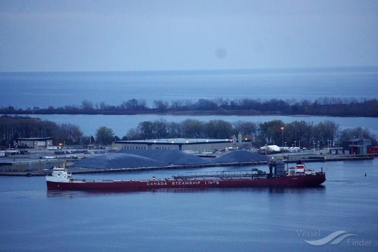 frontenac (Self Discharging Bulk Carrier) - IMO 6804848, MMSI 316001834, Call Sign VGNB under the flag of Canada