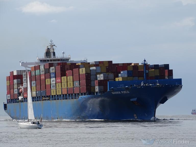 maersk puelo (Container Ship) - IMO 9306172, MMSI 353117000, Call Sign 3EPS9 under the flag of Panama