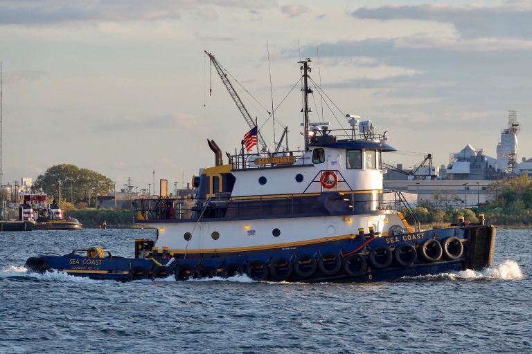 sea coast (Tug) - IMO , MMSI 367098280, Call Sign WDC9153 under the flag of United States (USA)