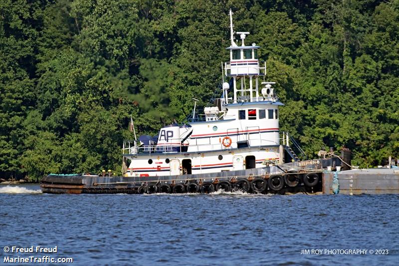 stephen b (Towing vessel) - IMO , MMSI 367645150, Call Sign WDH7135 under the flag of United States (USA)