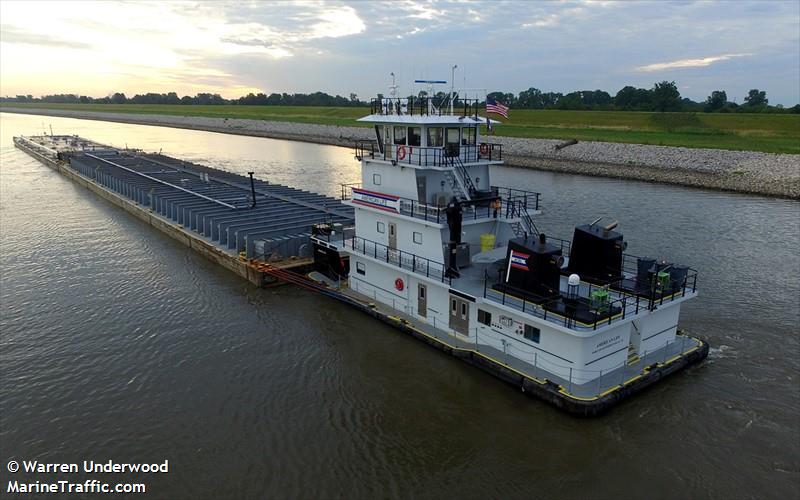 american life (Local type) - IMO , MMSI 367725060, Call Sign WDI7069 under the flag of United States (USA)
