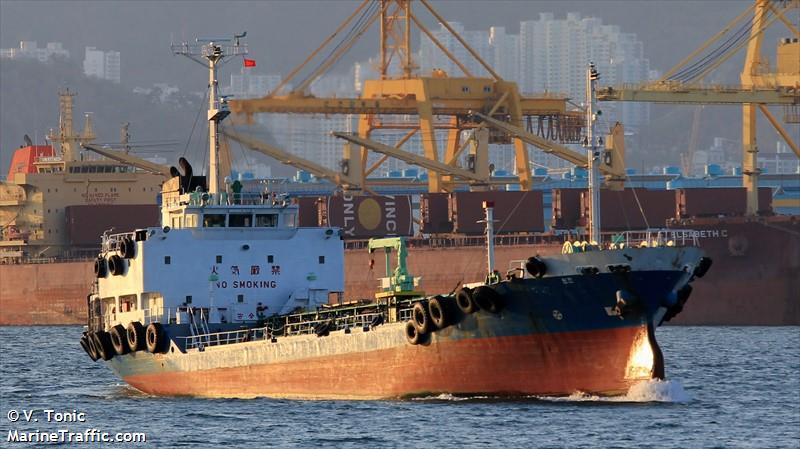 cheonjin (Oil Products Tanker) - IMO 9123946, MMSI 440145840, Call Sign 100611 under the flag of Korea