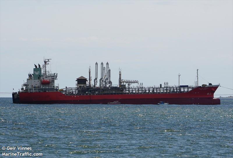 woojin evelyn (Chemical/Oil Products Tanker) - IMO 9269594, MMSI 440188000, Call Sign D8CJ under the flag of Korea