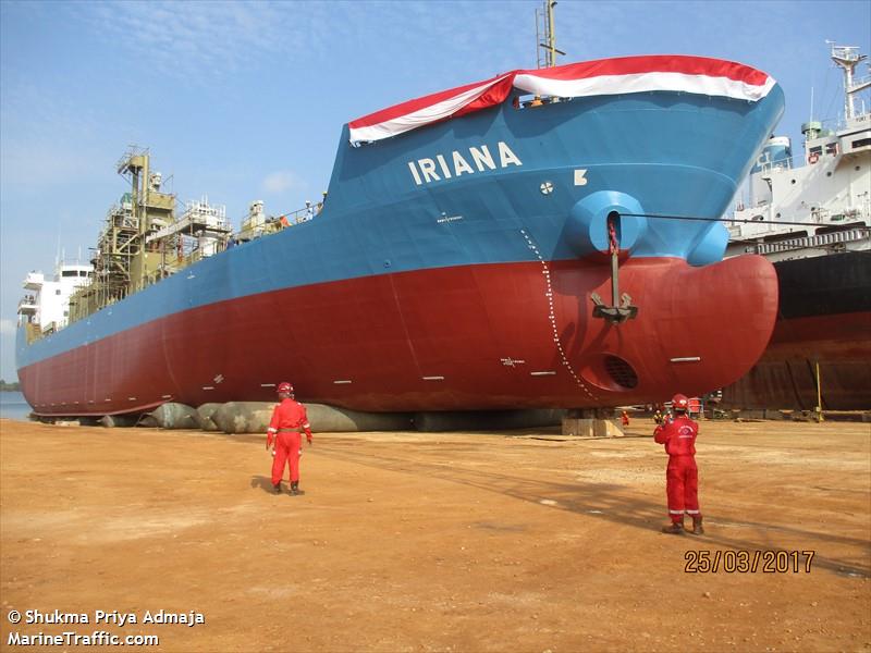 iriana (Cement Carrier) - IMO 9821158, MMSI 525100558, Call Sign YBWX2 under the flag of Indonesia