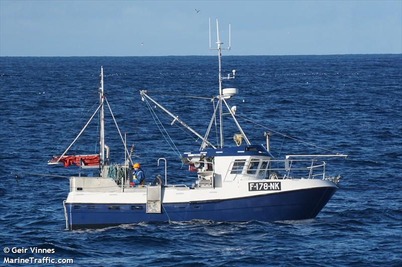 veslemoey (Fishing vessel) - IMO , MMSI 257079840, Call Sign LK6901 under the flag of Norway
