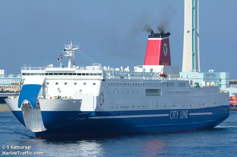 ferry fukuoka (Passenger/Ro-Ro Cargo Ship) - IMO 9908657, MMSI 431018431, Call Sign JD5026 under the flag of Japan