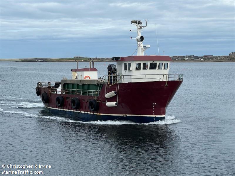 leah g (Cargo ship) - IMO , MMSI 232041392, Call Sign MLHK5 under the flag of United Kingdom (UK)