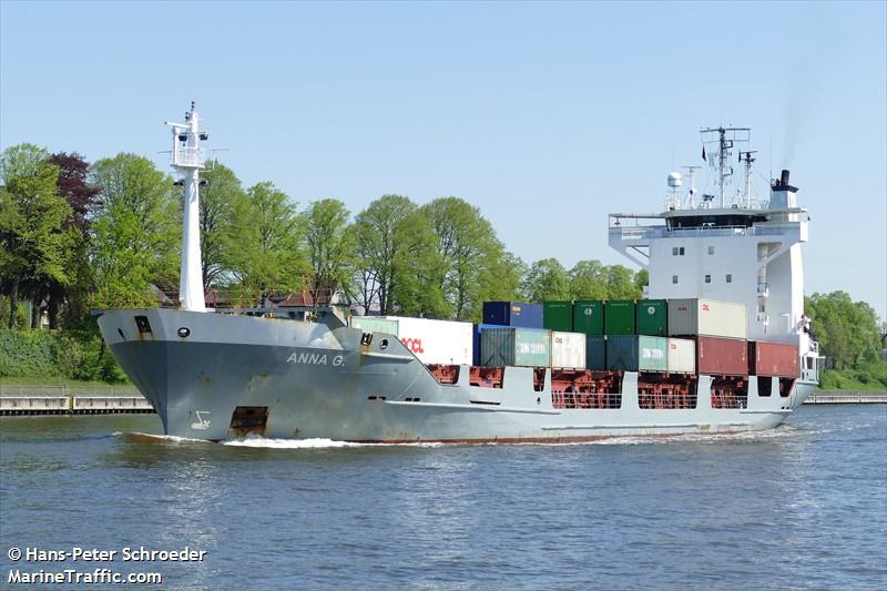 anna g (Container Ship) - IMO 9061291, MMSI 304914000, Call Sign V2HO7 under the flag of Antigua & Barbuda